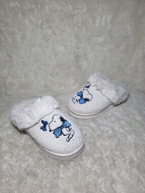 American Eagle Snoopy Peanuts Sherpa Platform Slippers Mules Faux Fur Cream 7